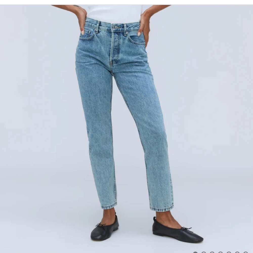 Everlane 90s Cheeky Jean